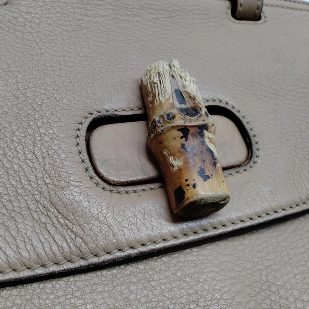GUCCI Bamboo Turn-Lock Beige Leather Top Handle Front Flap Closure Shoulder Bag - Picture 9 of 9